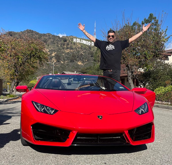 Lamborghini Los Angeles Ride Like A Star Hollywood Sign