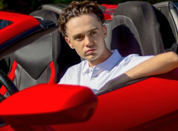 photoshoot man lamborghini hollywood sign los angeles driving experience ride like a star